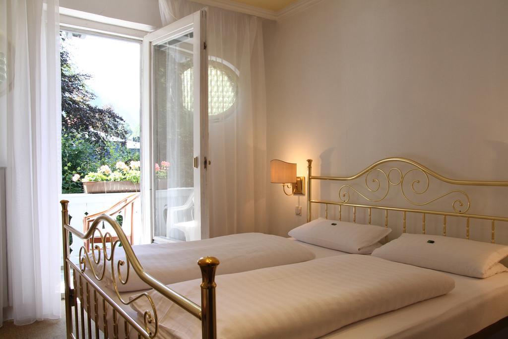 Romantic-Pension Albrecht - Since 1901 Hohenschwangau Esterno foto