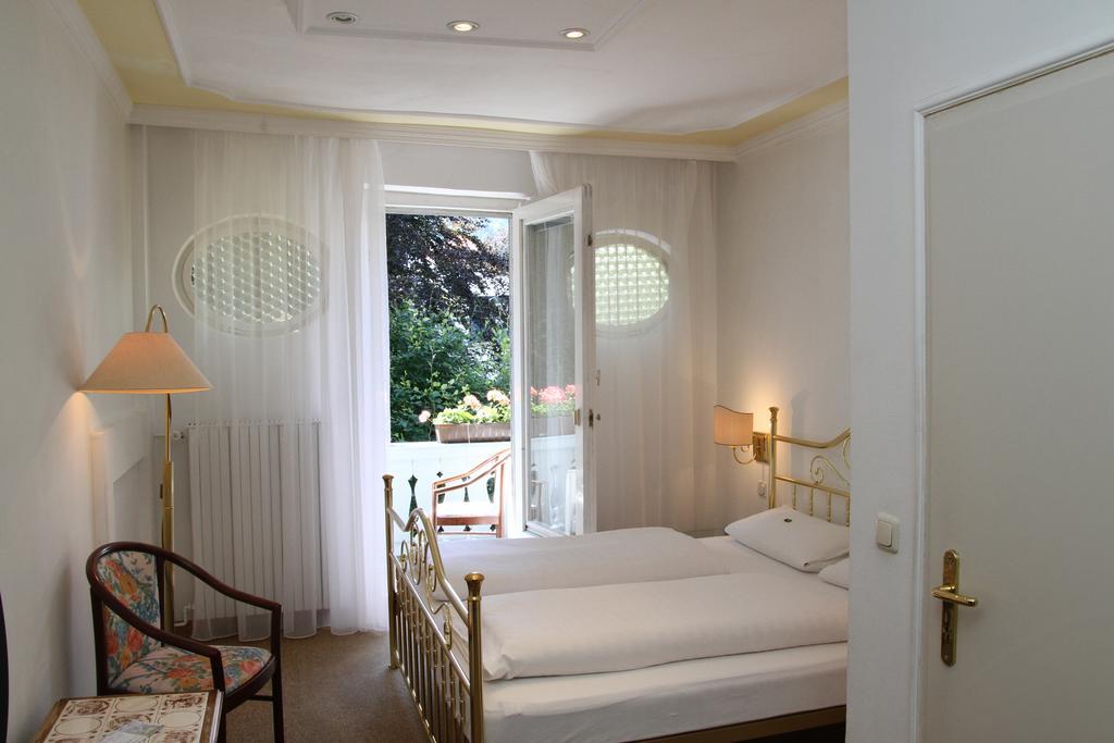 Romantic-Pension Albrecht - Since 1901 Hohenschwangau Esterno foto