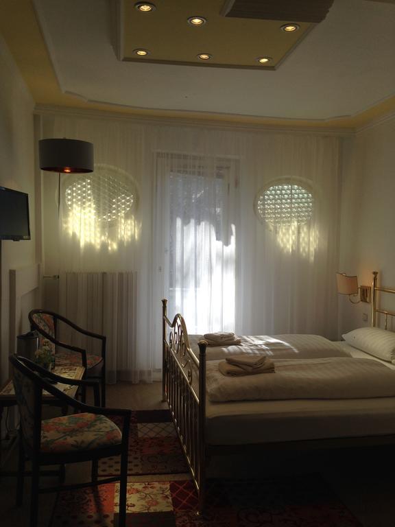 Romantic-Pension Albrecht - Since 1901 Hohenschwangau Esterno foto